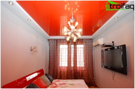 Plafond tendu dans la chambre