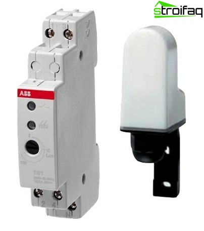 Cellule photoélectrique avec cellule photoélectrique à distance