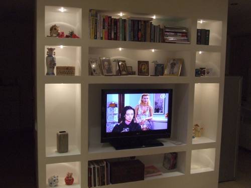 Étagères LED en placoplâtre