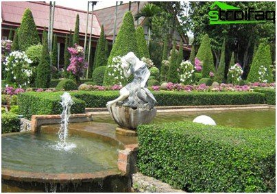 Décor pour un réservoir