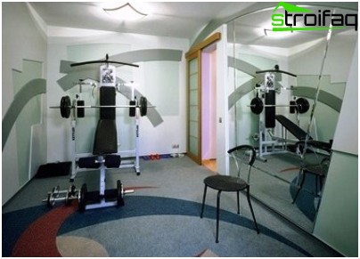 Équipement pour gymnases: multi-station