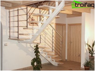 Garniture d'escalier modulaire en métal