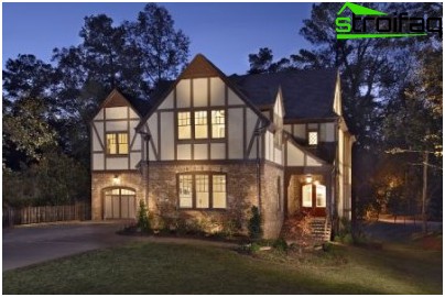 La façade de la maison est son «visage» jardin à l'anglaise