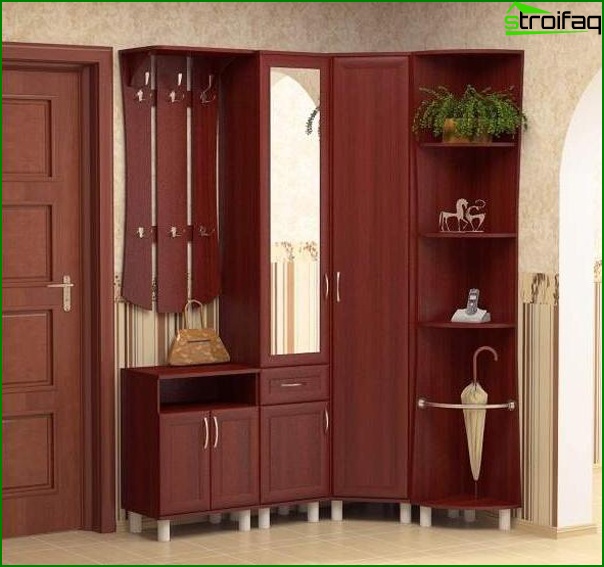 Mobilier modulaire dans le couloir Mobilier modulaire dans le couloir